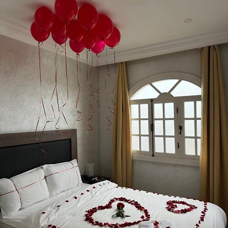 Amwaj Hotel 엘자디다 외부 사진