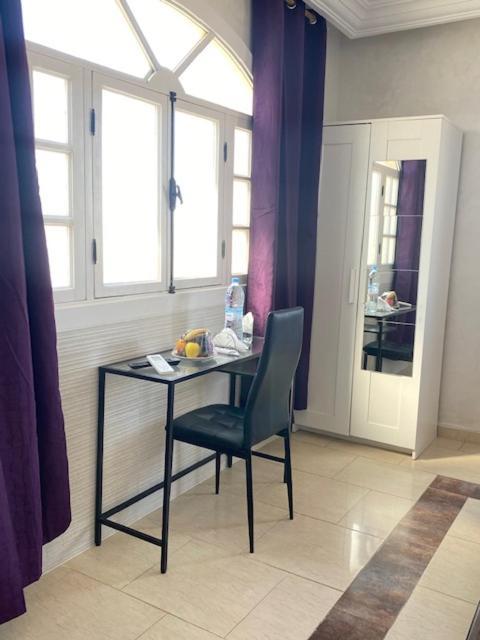 Amwaj Hotel 엘자디다 외부 사진